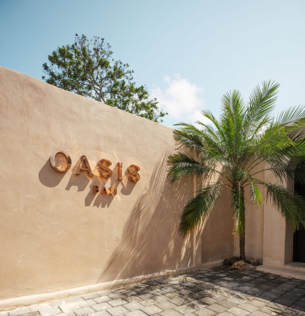 THE OASIS — photograph 1